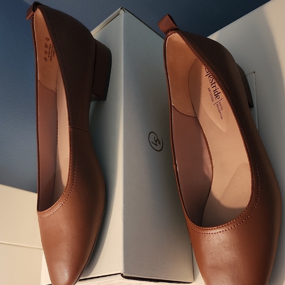 Life Stride Brown Classic Flats - Picture 3 of 7